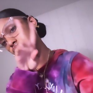 Meet your Posher, Heavin